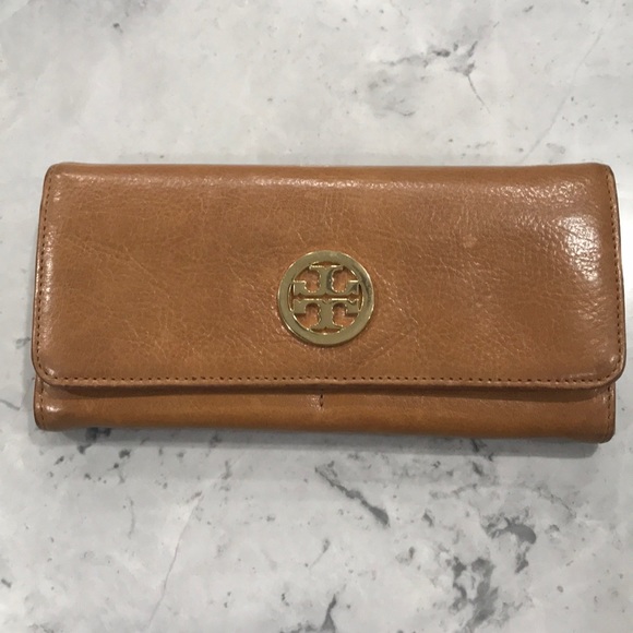 Tory Burch Accessories - Tory Burch camel leather wallet used